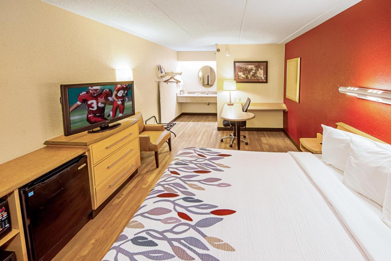 Red Roof - New Haven Motel 2*
